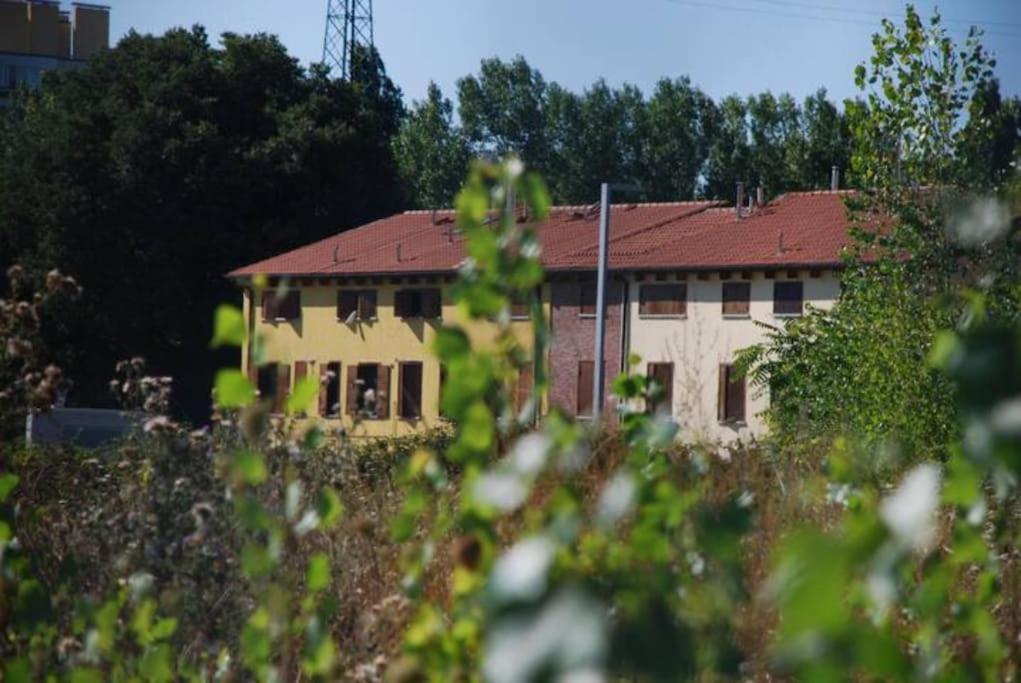 Appartamento Unico A Bologna Con 3 Camere E Parcheggio Gratuito Exterior photo